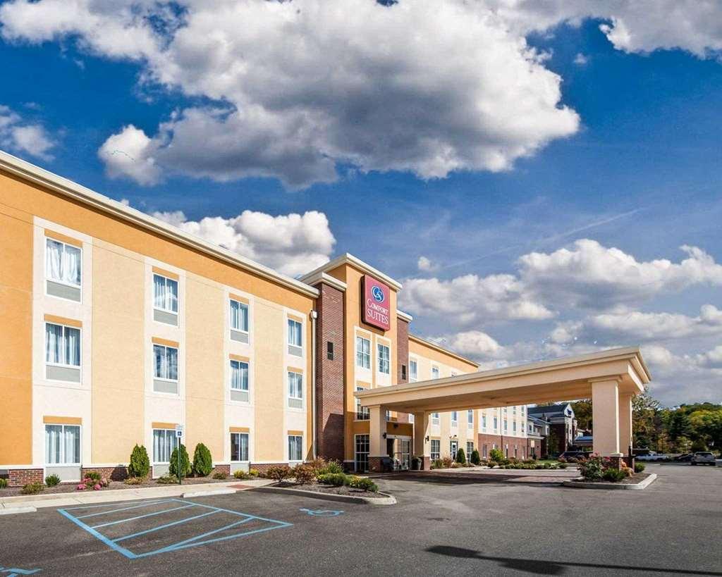 Comfort Suites Marietta-Parkersburg Экстерьер фото